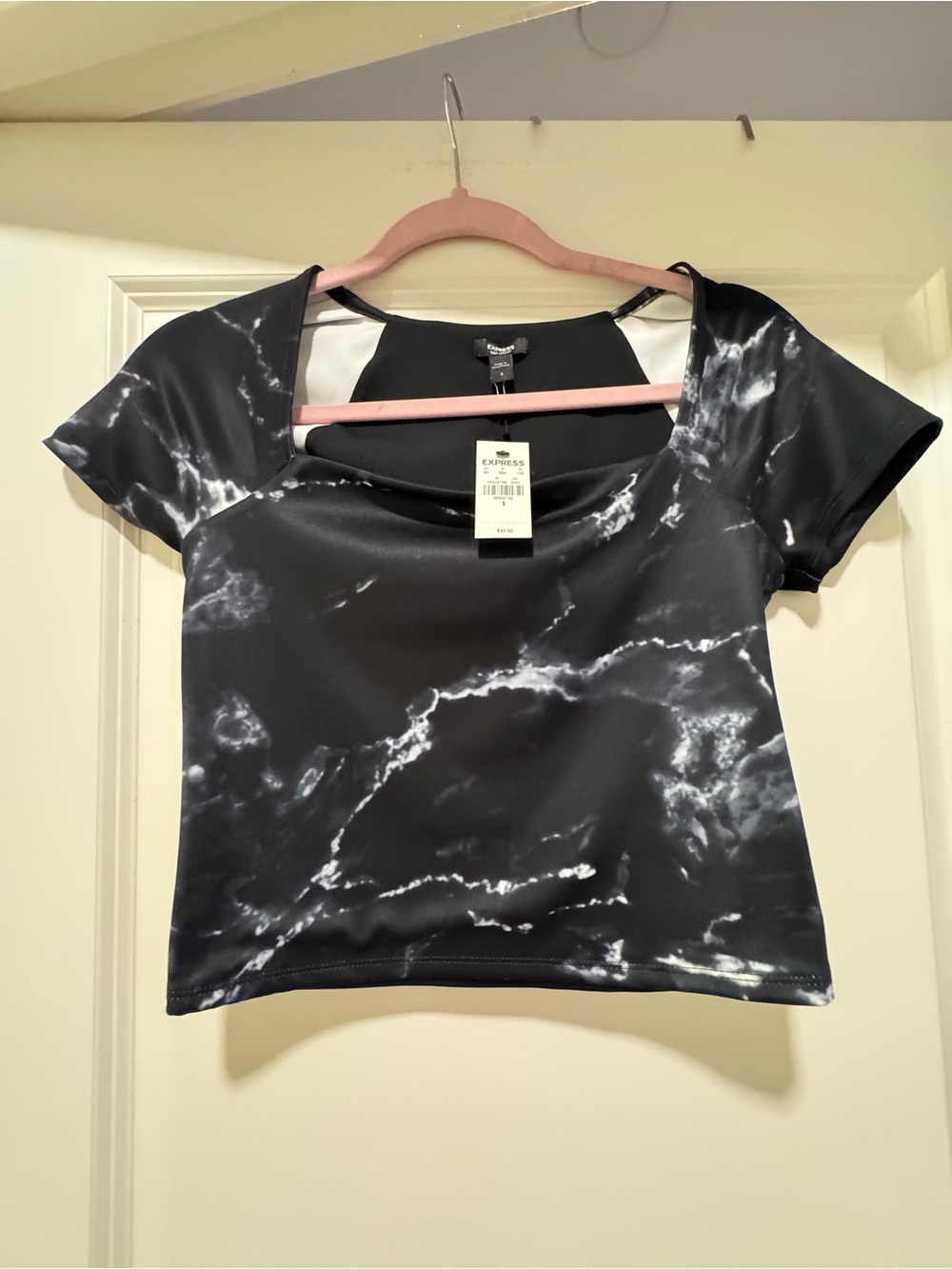 New Express Black Marble-Print Crop Top S